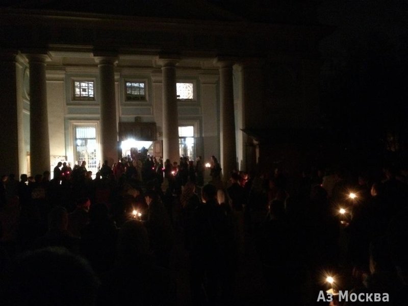 Храм Сошествия Святого Духа на Лазаревском кладбище, улица Советской Армии, 12 ст1