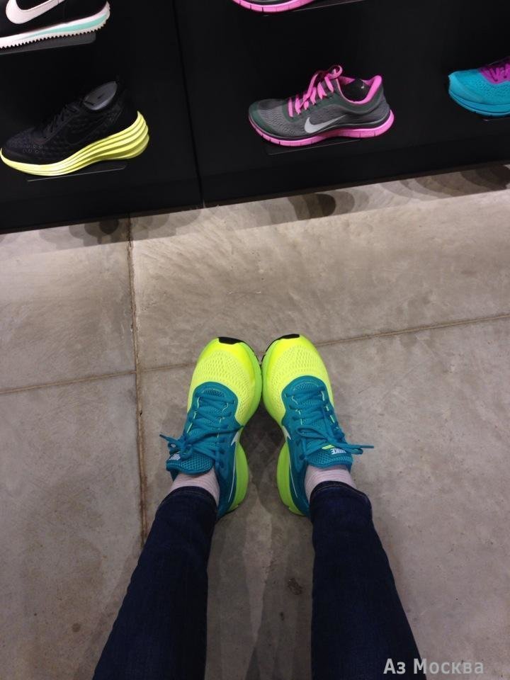 Nike, сеть магазинов спортивной одежды и обуви, Большая Тульская, 13 (B7 павильон; 2 этаж)
