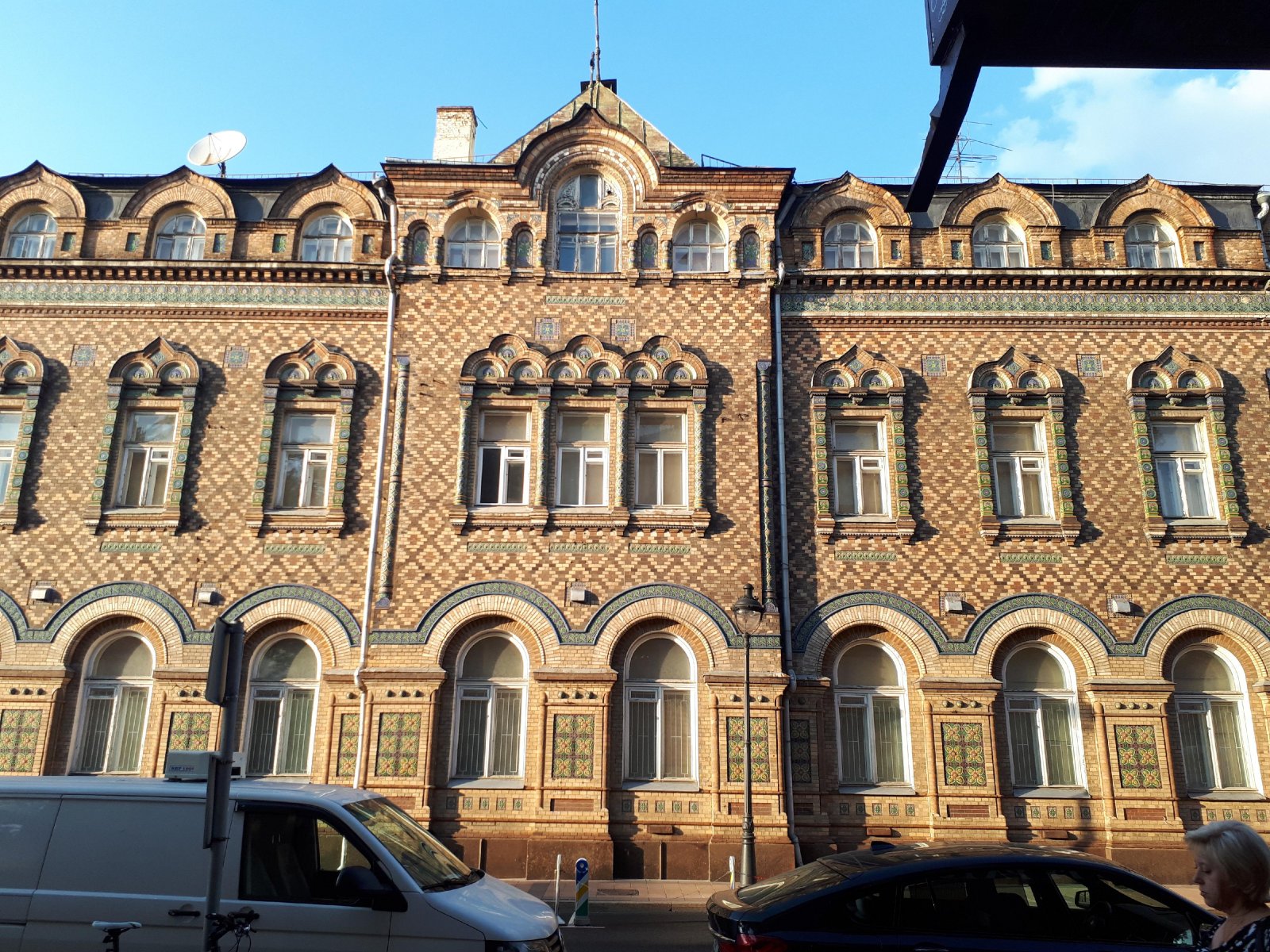 Посольство Бразилии в г. Москве, улица Большая Никитская, 54, 1 этаж