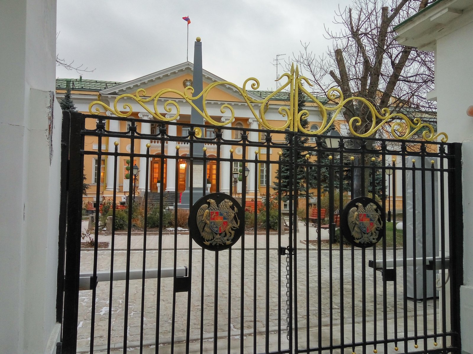 Посольство Республики Армения в РФ, Армянский переулок, 2